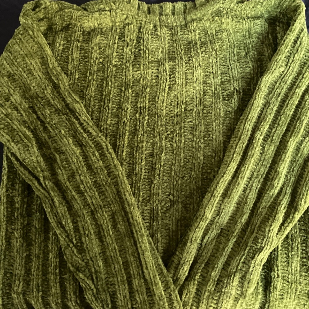 Sweater - Picture 3 of 4